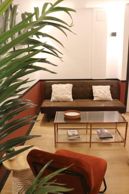 Neuf & Cosy - 2 Chambres - 11E Paris Luaran gambar